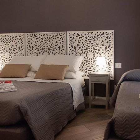 Real Giardinetto A Toledo Hotel Napoli Eksteriør billede