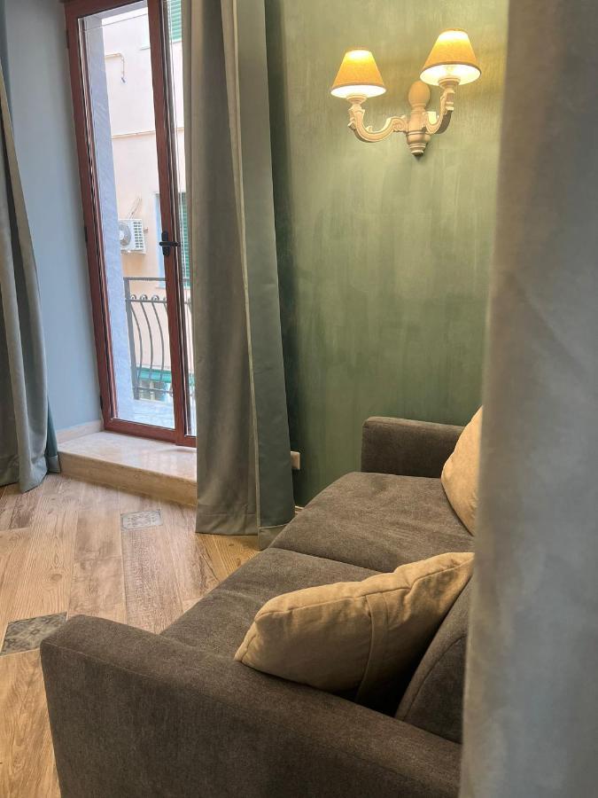 Real Giardinetto A Toledo Hotel Napoli Eksteriør billede