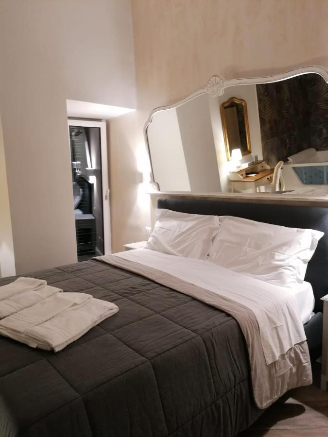 Real Giardinetto A Toledo Hotel Napoli Eksteriør billede